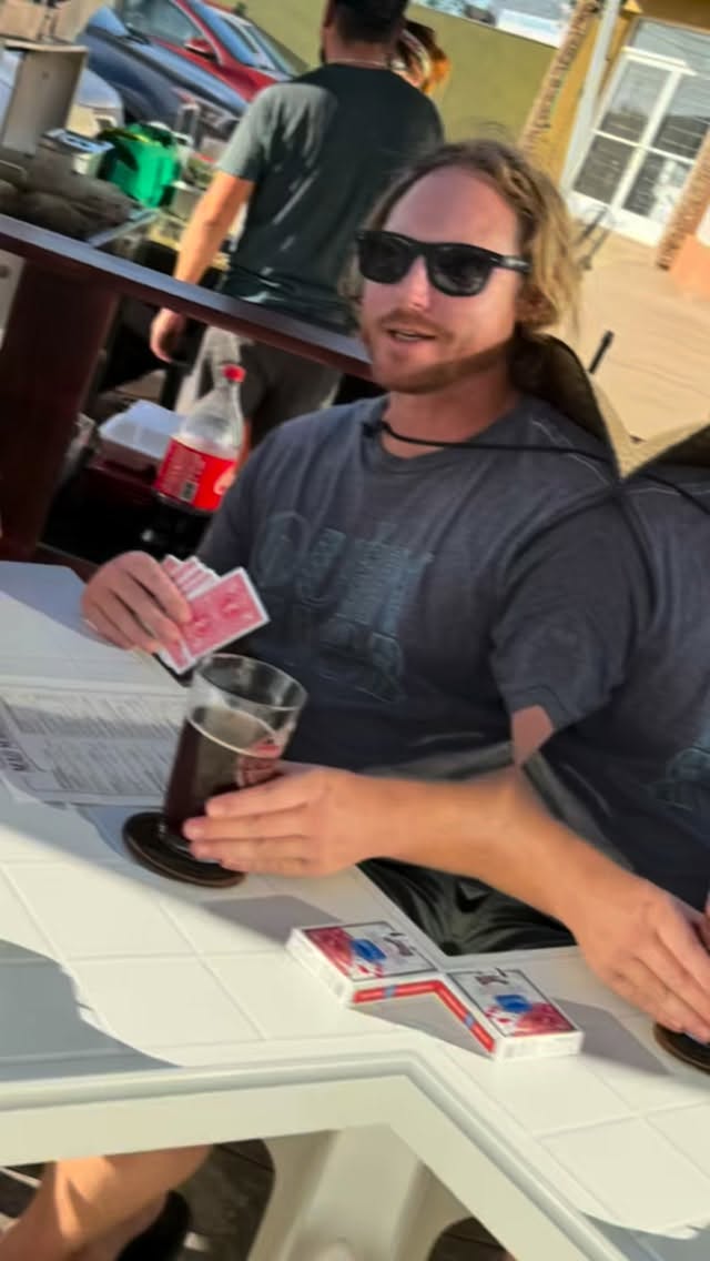 Is your Monday “Mondaying”? Visit @madmagees today for a cold one from 1 to 9 PM! #irishpub #craftbeerlover #rosarito #communitywateringhole #rosaritobajacalifornia