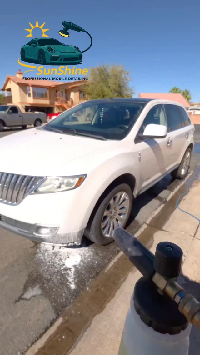 My mom's car has to stay clean too, right? 🤔
#vegasdetailing #mesquitenv #mesquitedetailing #autodetail #fyp #lasvegasdetailing #cardetailing