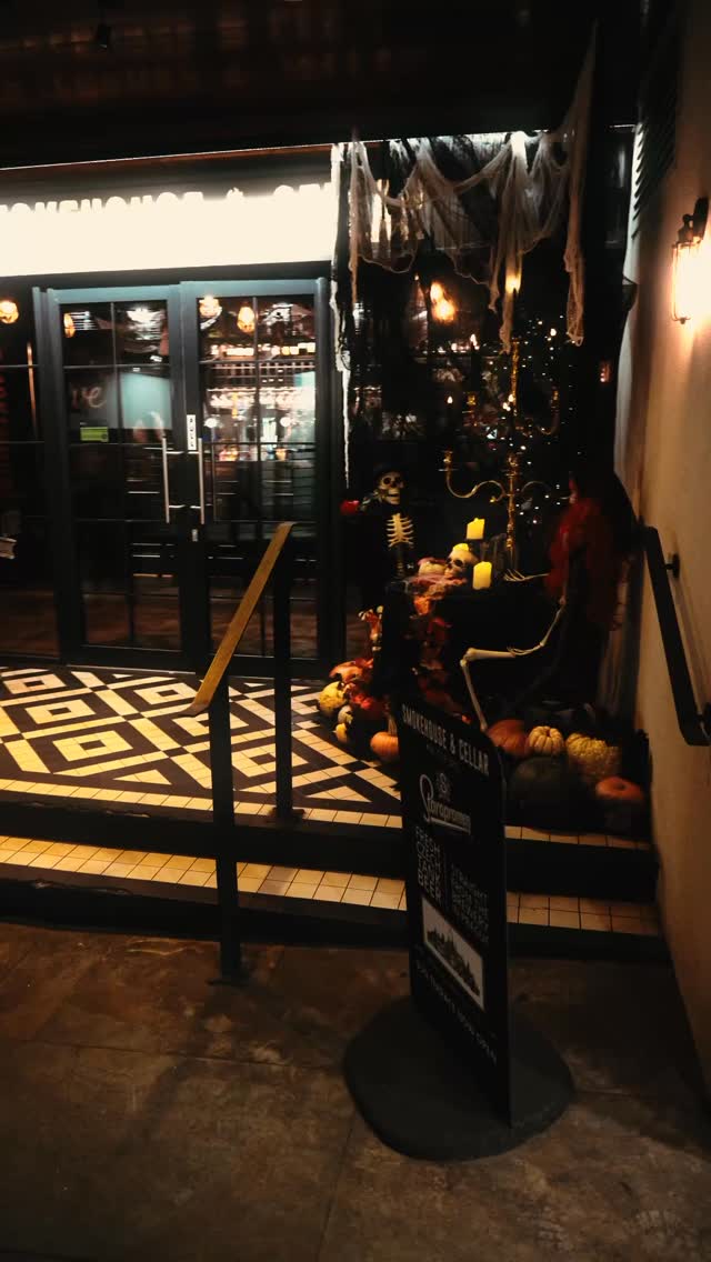 Too ghoul to grill! 👻
Swing by the Smokehouse for Halloween fun & @knutsfordpumpkinpath on October 31st! 🎃
-
-
-
#knutsford #bbq #foodie #Halloween #smokehouse #pumpkinpath #cheshire #restaurant