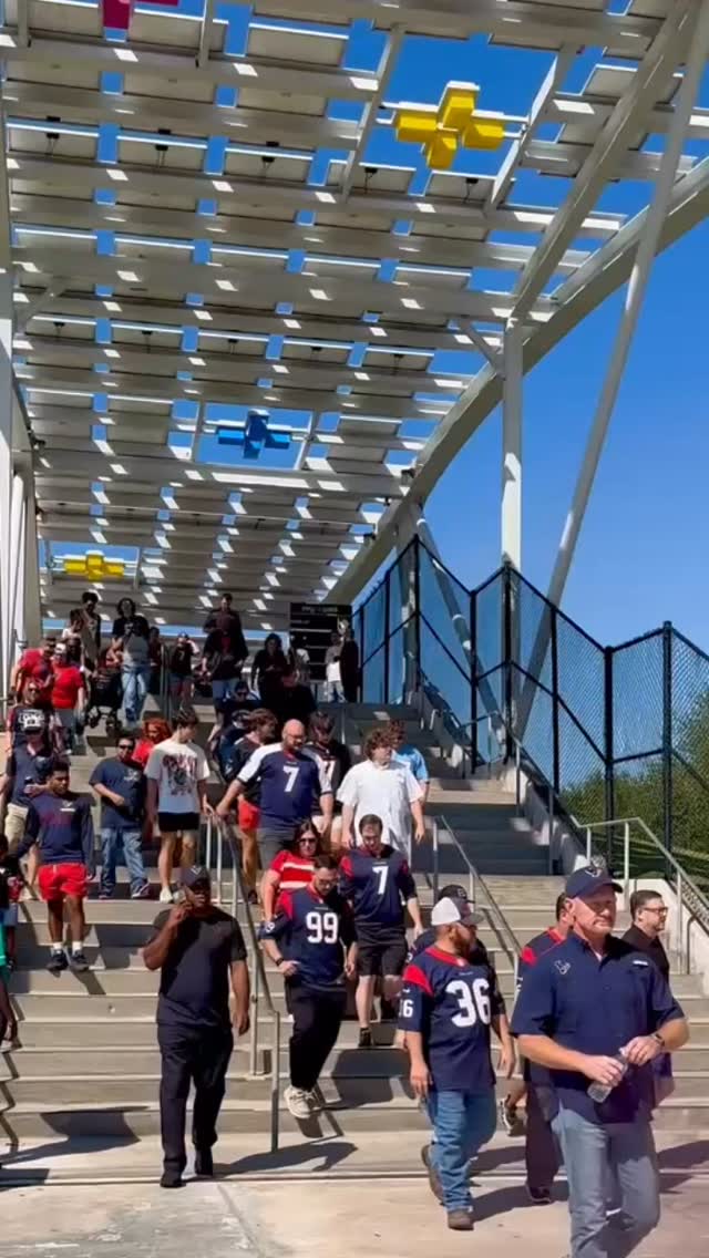 H-Town Proud ‼️
FORD FAMILY TEXANS EXPERIENCE
Get Your Free Shirt At NRG Stadium Home Games.
Learn More 👉 myVIPlife.com