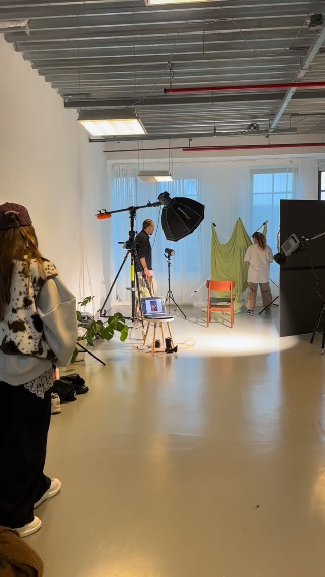 Presskit photoshoot for @sofiacristo_cristo at Panther Studios today.
Fantastic team work 👏
Photographer: @rachelecclestone
Management: @88musicmgmt @_inezandco
Styled by: @veerlekoevoets
Assisted by: @abuzu__
Studio: @panther_studios.nl
#presskitfotos
#presskit #presskitdj
#presskitphotoshoot