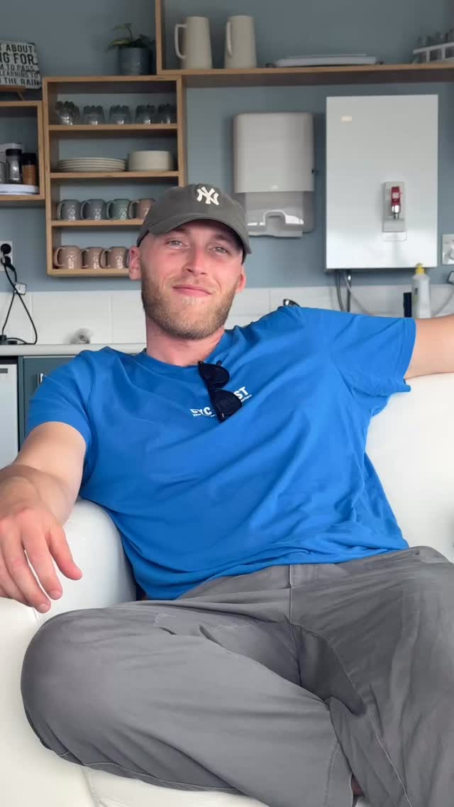 Our online auction is now live! 👏🏻
Check out the link in our bio & stories, get bidding 🤩