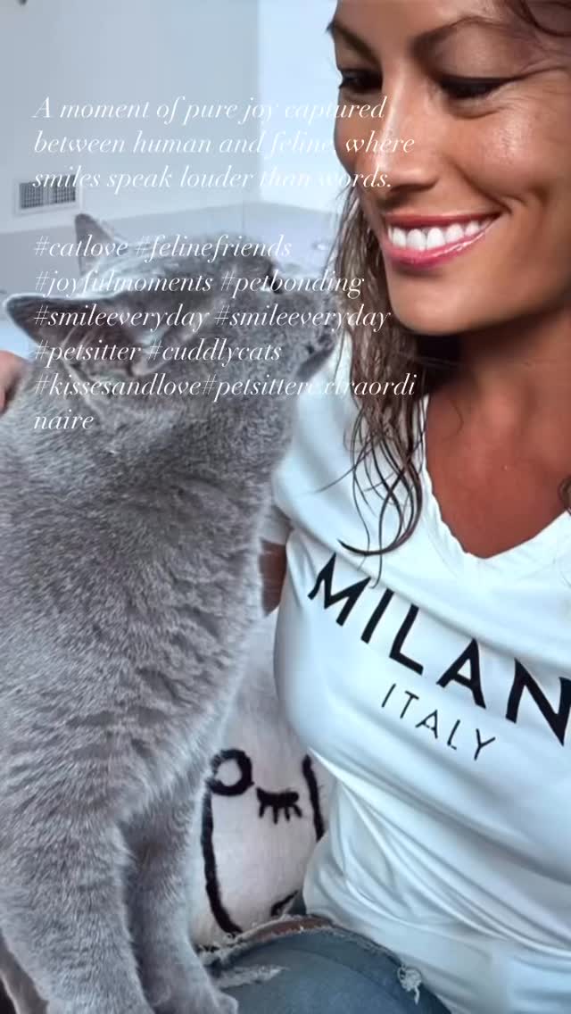 A moment of pure joy captured between human and feline, where smiles speak louder than words.
#catlove #felinefriends #joyfulmoments #petbonding #smileeveryday #smileeveryday #catlover❤️ #catsitterextraordinaire #catsitterlife🐱❤️