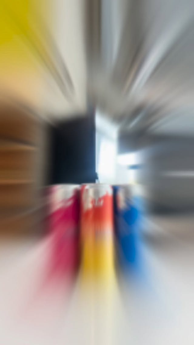 Ready to take off?
Be sure to try the new additions to our fridge!
@redbull have dropped by to provide us ‘White peach’, ‘Juneberry’ and ‘Fuji apple & ginger’.
#TSR #redbull #drink