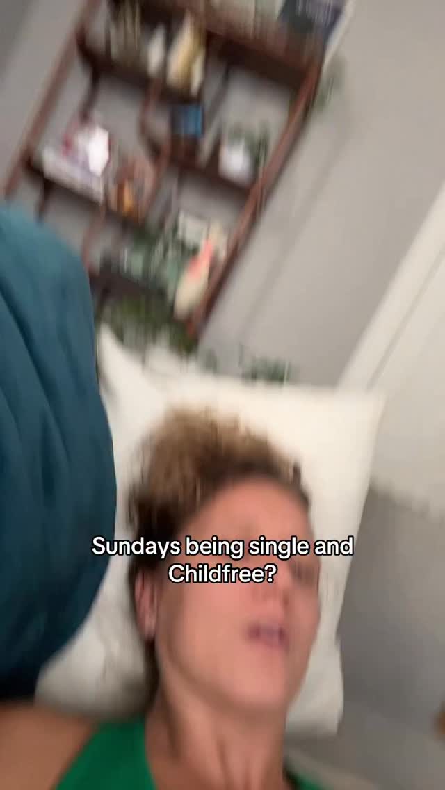 Single, childfree, and taking control of your pleasure? Now you’re speaking my language. @bellesaco and I are literally sending Rose suction toys to EVERYONE who places an order — yep, everyone 🌹🌹
Get yours on my IG page now!
#bbpartner #childfree #single #pleasure