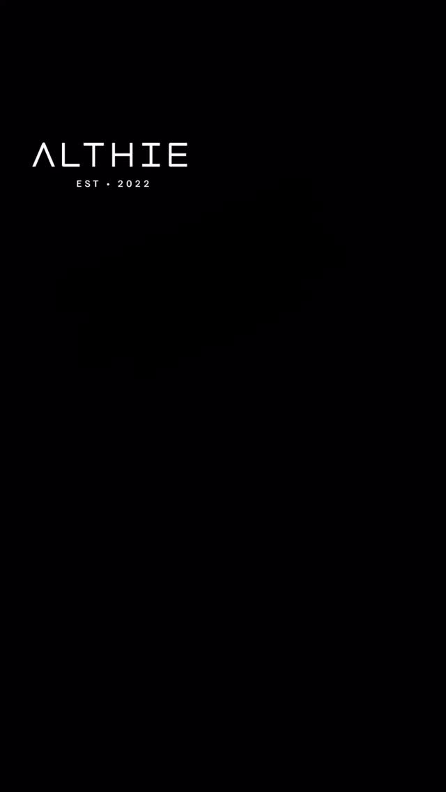 Please bear with me while I make some more batches ❤️
.
.
.
.
.
#giftideas #candlemagic #candlecollection #cozyvibes #scentedcandles #homedecor #homefragrance #althielifestyle #althielifestylerocks #althie_lifestyle #popupshop #handmadewithlove #handmadewithcare