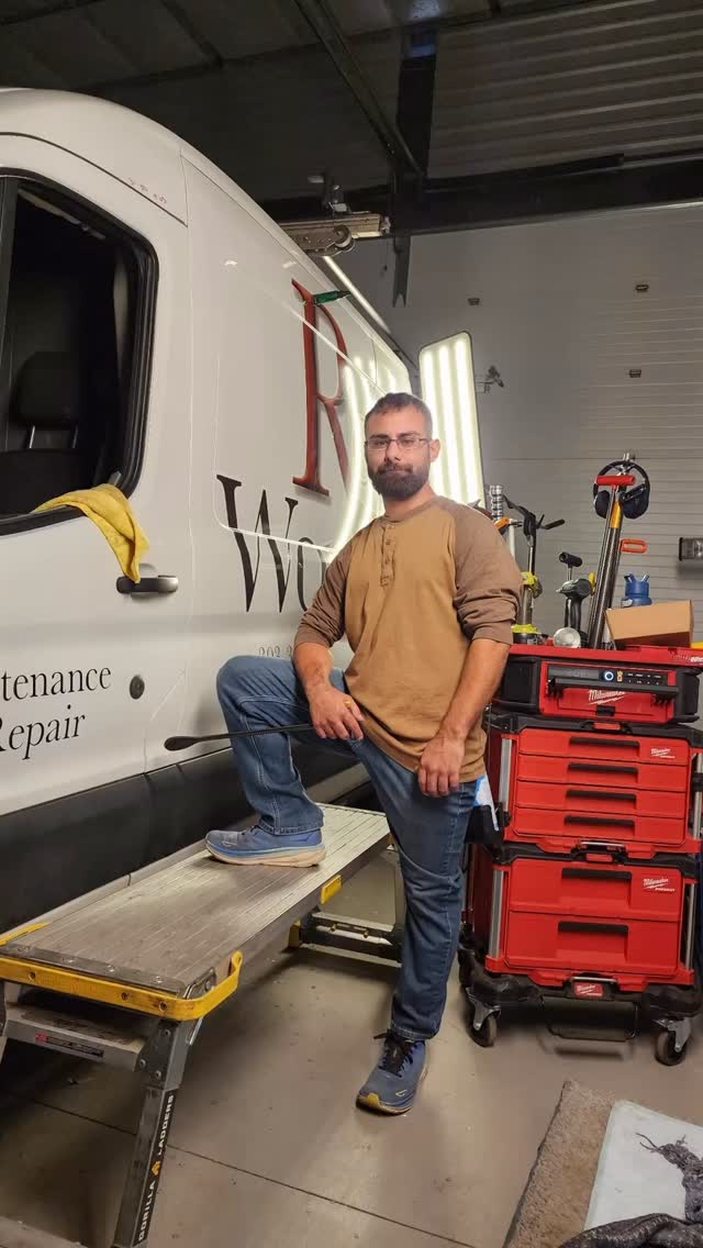 Just another day making dents disappear. 👊
Quality repairs, honest service, and fast turnaround — that’s how we do it. #DentRepair #HailDamage #AutoCare #pdr