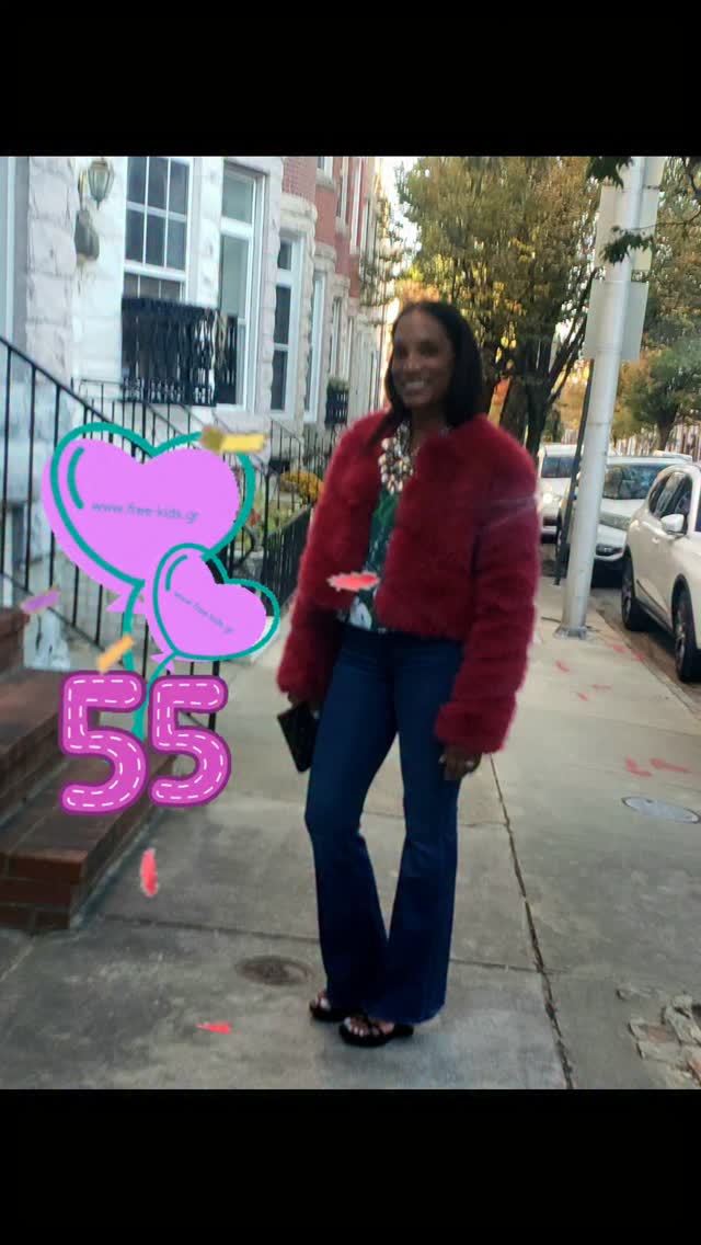 55!!🥳 Blessed and grateful...
Thank you for my birthday wishes.
#makingdancehappen
#makegroovehappen @dancehappens & Spread the LOVE 💜
#dhi4l
#baltimore
#dance