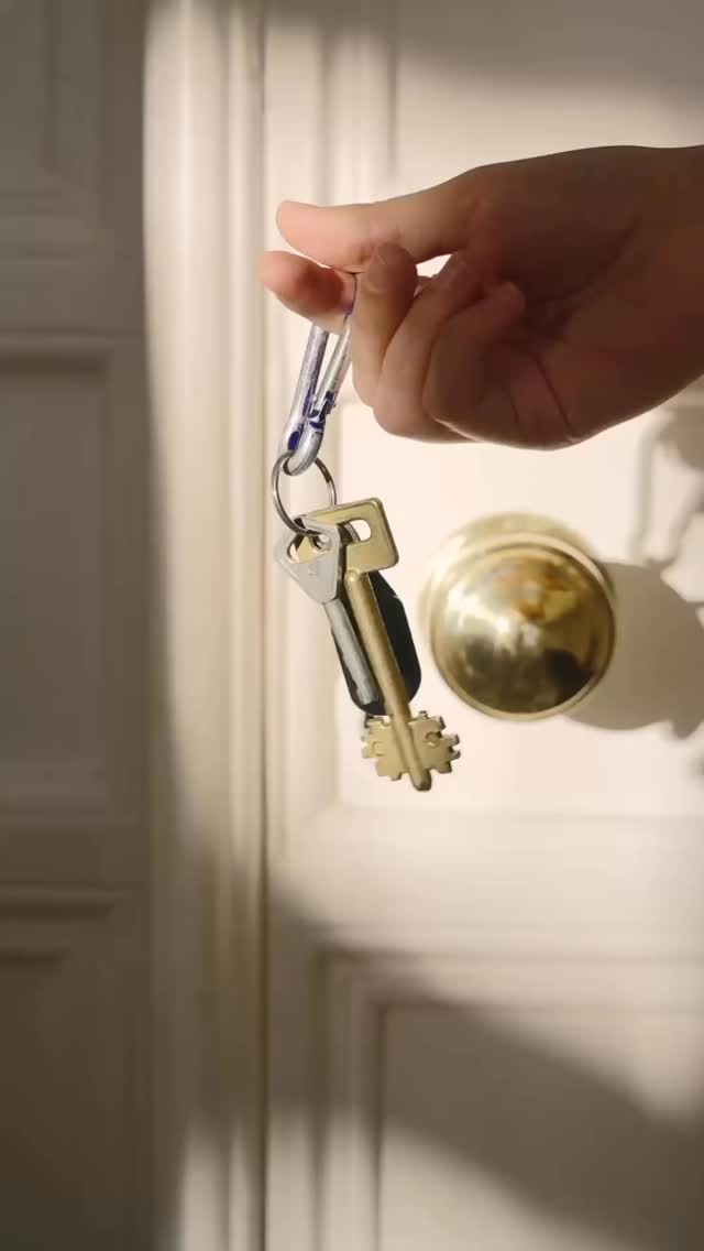 🌇 Buy or Sell Property in Juhu with Space Avenues
Looking for your perfect home or planning to sell your premium property in Juhu, Mumbai?
At Space Avenues, we bring verified buyers and sellers together for seamless real estate transactions in one of Mumbai’s most prestigious neighborhoods.
✨ Luxury apartments, sea-facing homes & investment properties
✨ Expert real estate guidance
✨ Transparent and trusted deals
📞 Connect with Space Avenues today — DM us or Callus on +91 9826998369
to list or discover properties in Juhu!
#SpaceAvenues #JuhuProperties #JuhuRealEstate #PropertyInJuhu #BuyPropertyInJuhu #SellPropertyInJuhu #JuhuApartments #LuxuryHomesMumbai #SeaFacingFlatsMumbai #MumbaiRealEstate #RealEstateAgentMumbai #PropertyConsultantMumbai #InvestInMumbai #DreamHomeMumbai #LuxuryRealEstateIndia