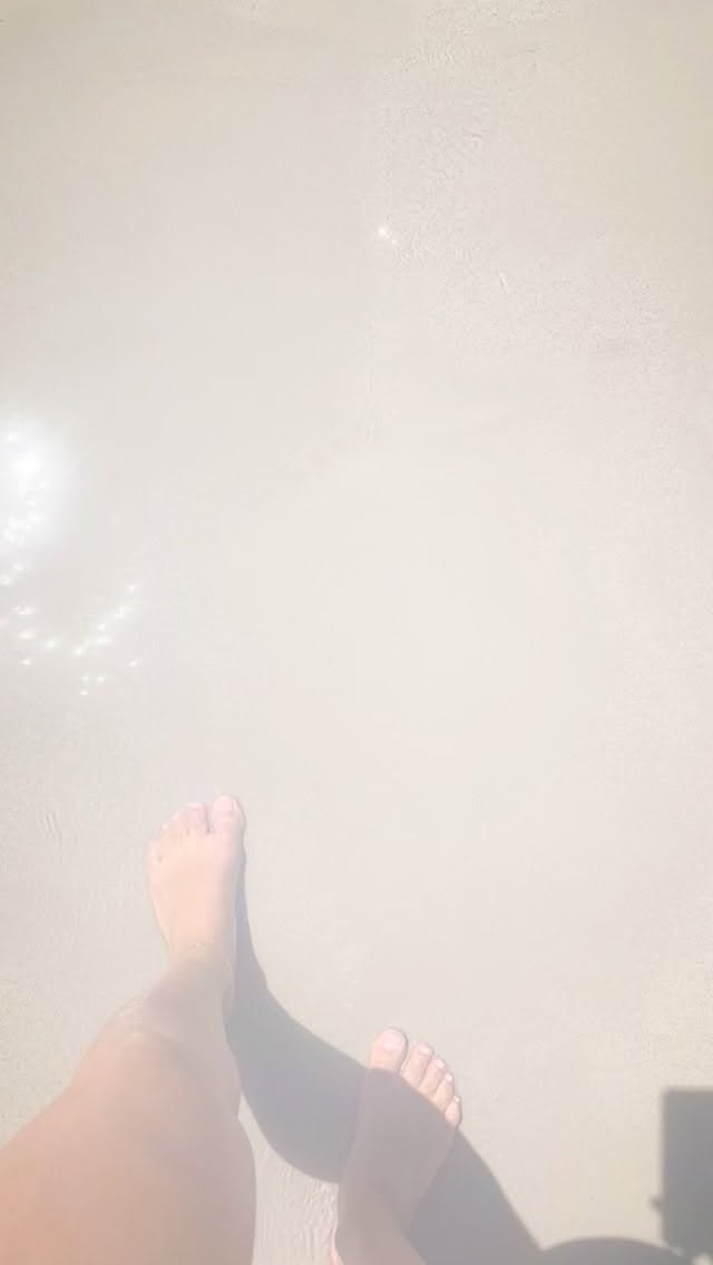 The last push of the year is here, and for most people it means the final push on very little energy. Time to recalibrate and reset the the gears before November arrives and holiday season begins in the marketing space. 🎄🎃🪔🎉
Personally, I do this by being in or near the ocean —> What do you do to draw inspiration and recalibrate?