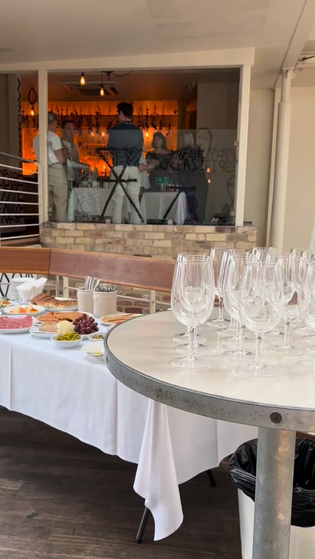 A Sunday well spent with the Sydney trade at The Dolphin Hotel 🐬. Great chats, good energy, and a few pure pours shared among friends.
Thanks to everyone who joined us — always a pleasure connecting with the people who make this industry what it is. #pinotcentral #purepours