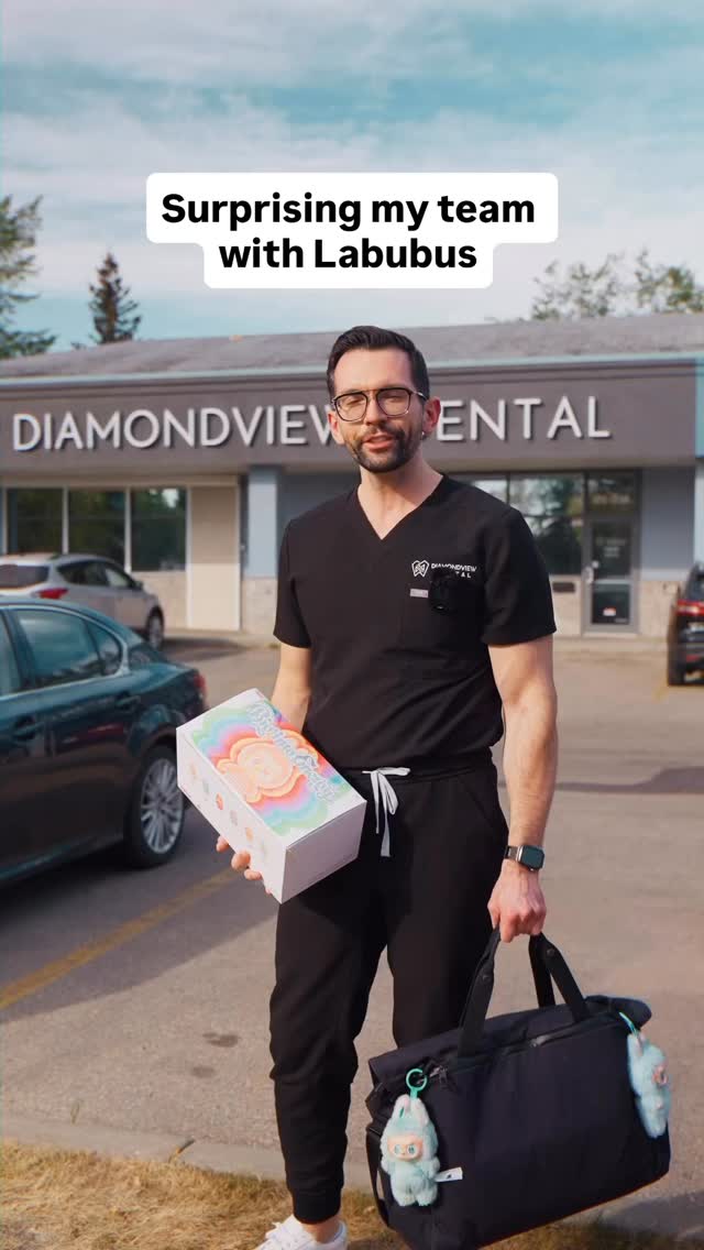 POV: your boss fuels your Labubu addiction 🎁😈
#yegdentist #edmontondentist #yegdentalclinic #dentalhumour #dentaltok #DentalLife #EdmontonDental #DentalCare #FamilyDentist #EdmontonHealth #DiamondviewDental #LabubuUnboxing #TeamGoals