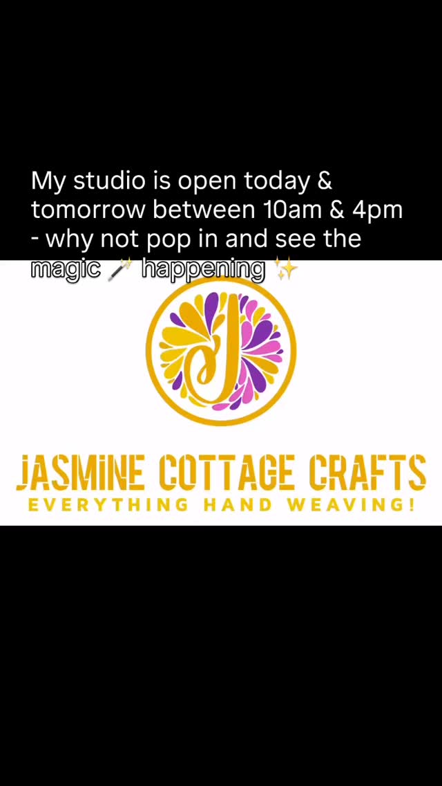 Come and visit my little home studio - open today & tomorrow between 10am & 4pm!
Come browse, watch me weaving & chat through the process ✨✨#farnhamcrafttown #handweaving