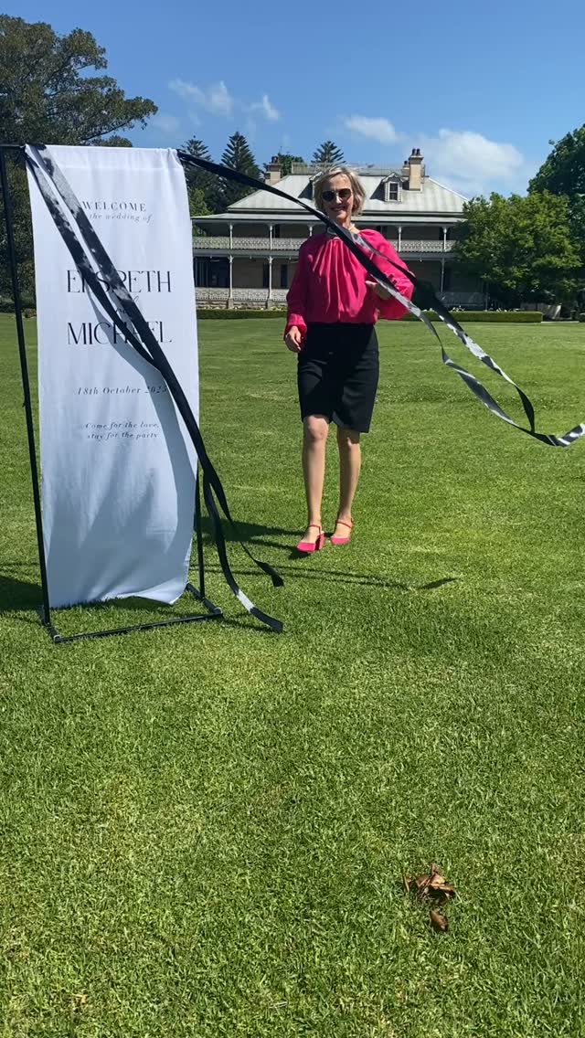 How a marriage celebrant adds to the pre ceremony vibe? Gathering at El and Mike’s wedding last week was buzzing with excitement. Mingling with guests, taking photos for them outside Terrara House, serving pre wedding ceremony bubbles, adding to the banter, a fun staging with mother of bride, and then quick check on the Groom and the Bride. Places everyone. Ready for the music.
And …. before guests arrived, I did a quick fix of the floral displays with tent pegs to ensure everything remained in place. Windy day! Thanks Susie💛
#southcoastcelebrant #terrarahouse #weddingguests #wollongongcelebrant #wedding #groomsmen #southcoastweddingvenue