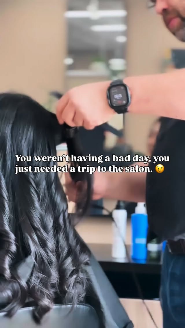 Whatever the reason, we’re glad to have you in our chair. ✨🤍🫶
.
.
.
.
.
#artehairstudio #bellevuehair #bellevuesalon #bellevuehairsalon #rentonwa #rentonhairstylist #modernsalon #bellevuehairstylist #bellevuewa #salonreels #salonteam #salonlife