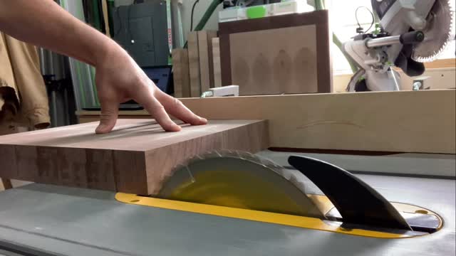 #endgrain #endgraincuttingboard #cuttingboard #bespoke #handmade #localymade #saultstemarieontario #algoma #ontariomade #canadamade #falconswoodwork