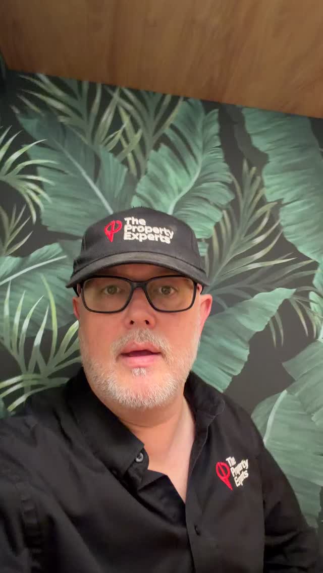 🏙 Edinburgh Rental Market 2025 – the key shifts landlords need to know.
Rents across Edinburgh, including EH6, EH7 and EH30 are stabilising, with Leith & Easter Road still outperforming the city average.
 
📊 Discover where rents are rising, which postcodes deliver best yields, and why compliance & EPC ratings matter more than ever.
📍 Read the full market breakdown now — link in bio.
🛠 Book your Free Rent & Compliance Review today.
#EdinburghProperty #LeithShore #EH6 #EH7 #EH30 #LandlordAdvice #LettingExperts #PropertyExperts #EdinburghLettings LARN2503005