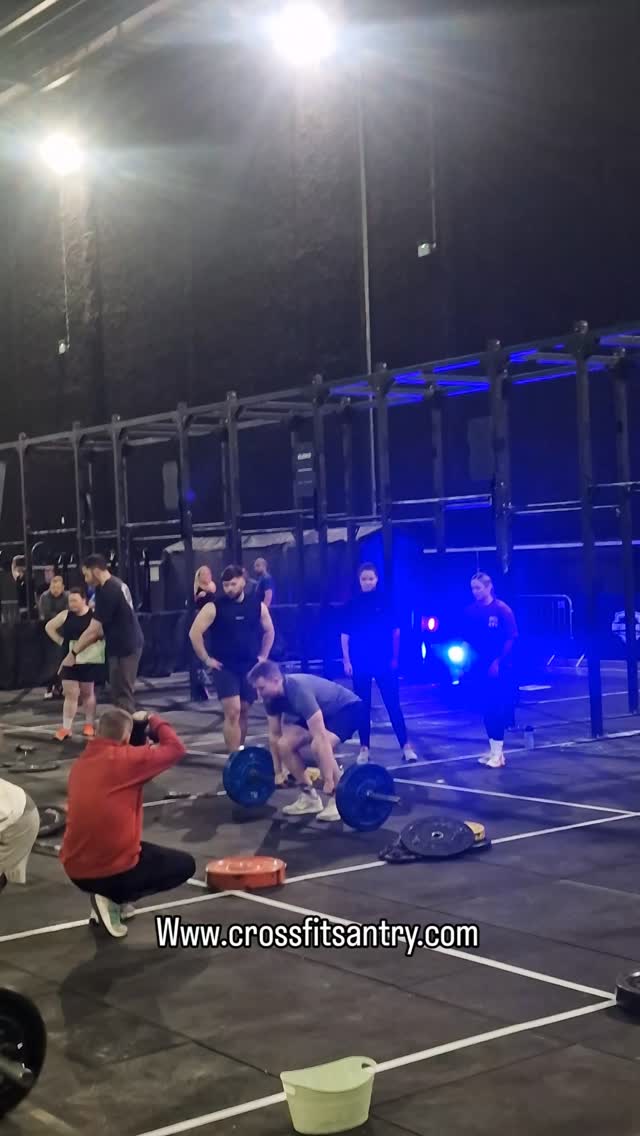 IFC WOD 2 - Lifting 💪
Well done to all Tribe athletes and their teammates on some seriously impressive lifting 🏋♂️
Thanks Coach Lisa & Ciara for the capturing ✨️
#ifc #nexus #theTribe #Thecoachinggym #crossfitclasses