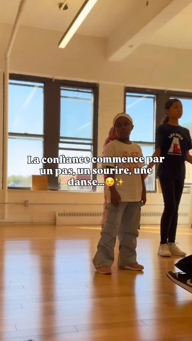 La danse aide les enfants à trouver leur rythme à l’intérieur comme à l’extérieur. ✨
📍 5425 Rue de Bordeaux #335, Montréal @espace.514
⏰ 4–8 ans à 10 h | 7–12 ans à 11 h
📲 Inscription sur Fit by Wix – Code E6QYKQ
🌍 En bougeant, nous les aidons à découvrent la culture, la joie et la confiance.
#afrominion #uplift514