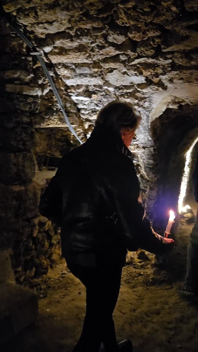Experience the magic: Tour the smallest Champagne cellar, lit only by candlelight. An intimate journey.
#champagne #champagnelover #luxurylifestyle #champagnelovers #champagnelife #champagneaddict #champagnesecret #champagnemoment #luxurystay #privatetours #privatechampagnetours #gastronomy #champagneluxurytrip