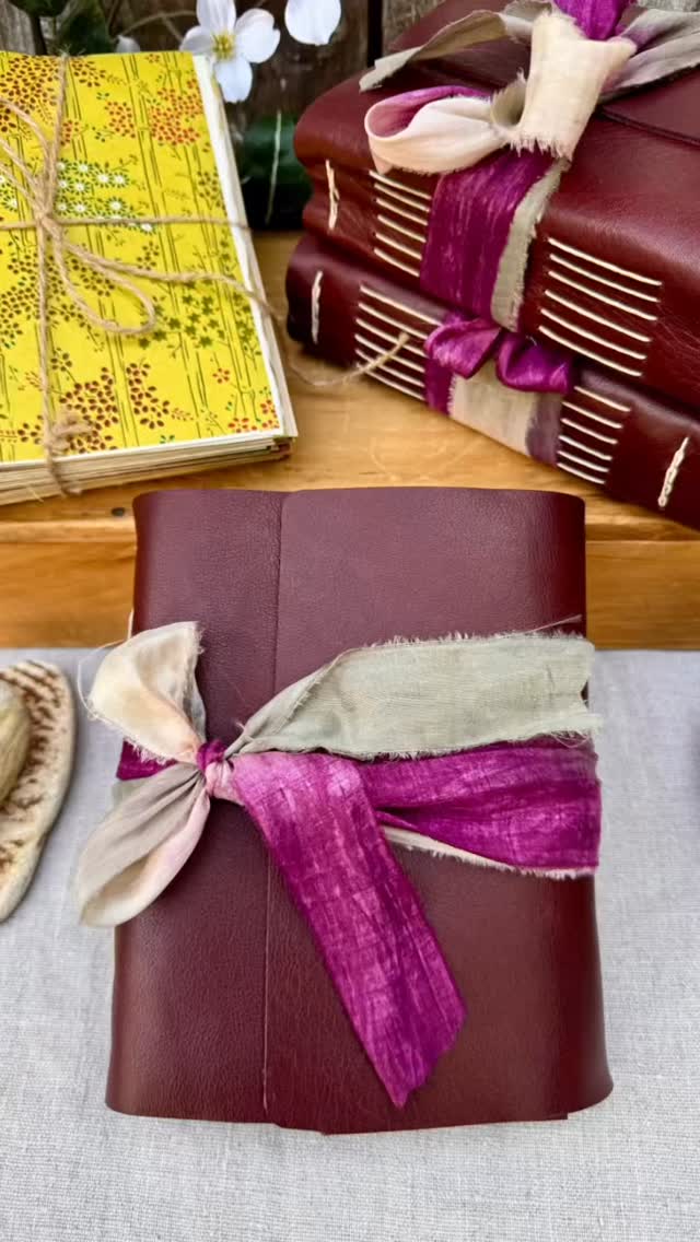 Crimson Lotus Storyteller — a symbol of grace, beauty, and the quiet strength that blooms from within.
Now available on line. (link in bio)
#CrimsonLotusStoryteller #HypatiaBooks #LeatherBoundJournal #WriteYourStory #MeaningfulGifts #JournalWithSoul #VineyardArtisans #FindYourStoryAtHypatia
