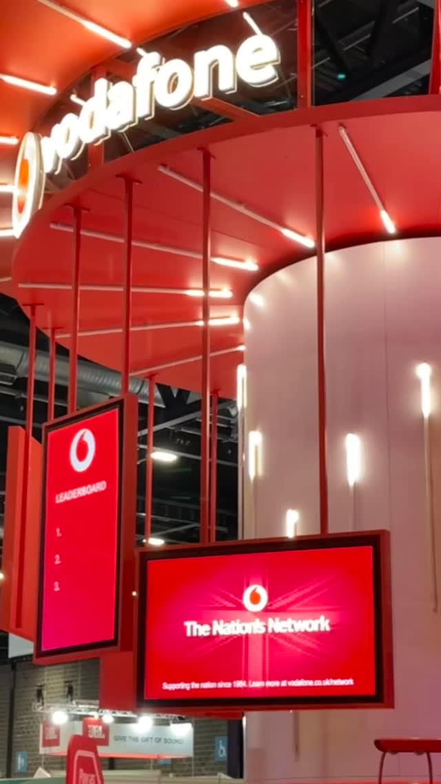 What a week! Last Monday we attended and built multiple pieces as part of Vodafone’s stall for Curry’s Peak, a tech showcase at Liverpool’s Arena and Convention Centre!
#stylo #print #design #vodafone #liverpool