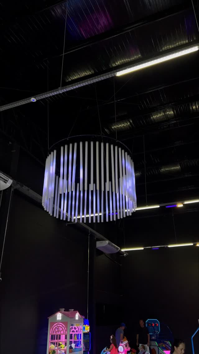 🎈💙 Um dia para celebrar a alegria de ser criança!
O Dia das Crianças Zag foi repleto de sorrisos, energia e momentos inesquecíveis no Fly Indoor Park! 🪂✨
Ver a felicidade dos filhos e netos dos nossos segurados nos lembra o verdadeiro significado de cuidar: estar presente nos momentos que importam. 💫
Obrigado a todos que fizeram parte desse dia especial! 💙🧡
#DiaDasCriançasZag #ZagSeguros #QuemAmaCuida #PessoasCuidandoDePessoas