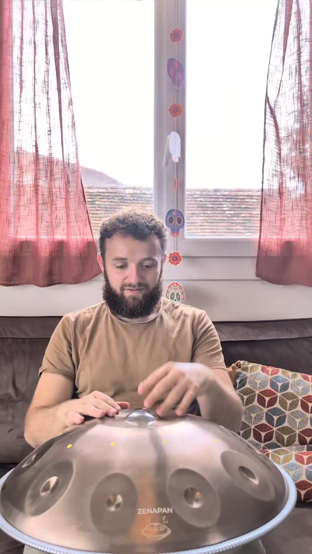 ✨Séance de relaxation au handpan le 23 Novembre✨
De 17h30 à 18h30 à l'atelier des possibles à Arbois.
Prix : 5€ minimum
Inscription au : 06.51.00.19.81
#arbois #handpan #relaxation