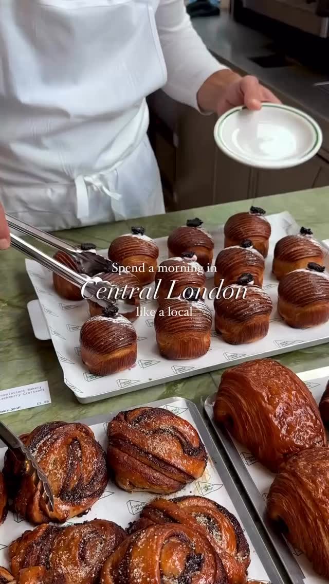 ☕🥐 Spend a cozy morning in Central London like a local: coffee, pastries, and the perfect city vibes!
🎥 Credit: @the_lazyfoodie
📍 Central London
#LondonEats #LondonFoodie #LondonCafe #LondonCoffee #CoffeeLovers #LondonBreakfast #LondonBrunch #BrunchGoals #LondonBakery #LondonLife #CentralLondon #ExploreLondon #VisitLondon #ThisIsLondon #HiddenGems #LondonSpots #FoodieAdventures #LondonFoodScene #EatInLondon #LondonRestaurants #FoodLover #InstaFood #UKFoodies #LondonVibes #Marylebone #CoventGarden #SohoLondon #NottingHill #ShoreditchEats