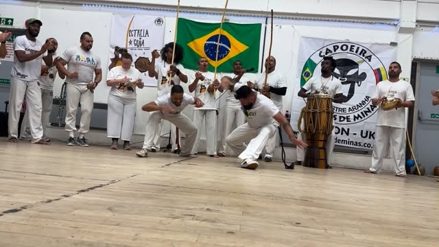 Jogos início da roda EG2025
Little memory of some games from our annual event
@profsamurai
@mola_capoeira
@coachpanterauk
@adrianooliveiradanza
@brazilnativos
@brazilarte
Axé
