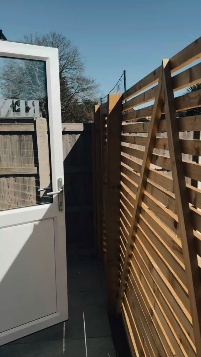 A Japanese Head Spa designed for those who do everything… except rest. 🕊️
#headspa #selfcare #headspaessex #japaneseheadspa #scalpfacial #scalpcare