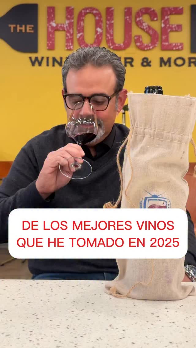 🇪🇸UNA ABSOLUTA MARAVILLA - 97 PUNTOS A CIEGAS🍷
Por $53 en @thehouse_pr de la extraordinaria bodega @bodegas_mauro. Traído a #puertorico por @ballesterhermanos @laenoteca.pr. ¡Salud y dale share!
#riberadelduero #theperfecttastingpr