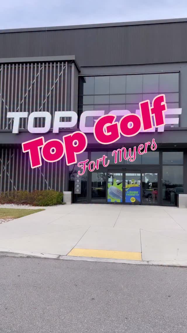 Not gonna lie here, but I am not a huge fan of golfing and yet I had the best time at TOP GOLF in Fort Myers because it’s nothing like golfing at the country club.
It’s total vibes with good music playing in the background, a full menu which by the way their cheesy bacon fries are sooo good and there’s even a complete bar serving your favorite drink if you feel like getting a little wild as you golf .
The golfing is far from basic, you can choose to battle out your friends in the epic and exclusive Angry birds game or just simply hit the ball and aim at the targets
And if you feel like taking a break, just order some more food, kick back and watch your friends hit some balls while you eat.
📍Fort Myers
🇧🇷🇧🇷🇧🇷🇧🇷
Para ser sincera, eu não sou muito fã de golfe, mas me diverti muito no TOP GOLF em Fort Myers porque é completamente diferente de jogar golfe em um
campo.
O ambiente é incrível, com boa música tocando ao fundo, um cardápio completo (aliás, as batatas fritas com bacon e queijo são deliciosas!) e até um bar completo com sua bebida favorita para quem quiser se divertir um pouco enquanto joga.
O golfe está longe de ser básico: você pode competir com seus amigos no épico e exclusivo jogo Angry Birds ou simplesmente bater na bola e mirar nos alvos.
E se quiser dar uma parada, é só pedir mais comida, relaxar e assistir seus amigos jogarem enquanto você come.
📍Fort Myers
#fortmyers #thingstodo #golfing #topgolf #swfl #swflinfluencer