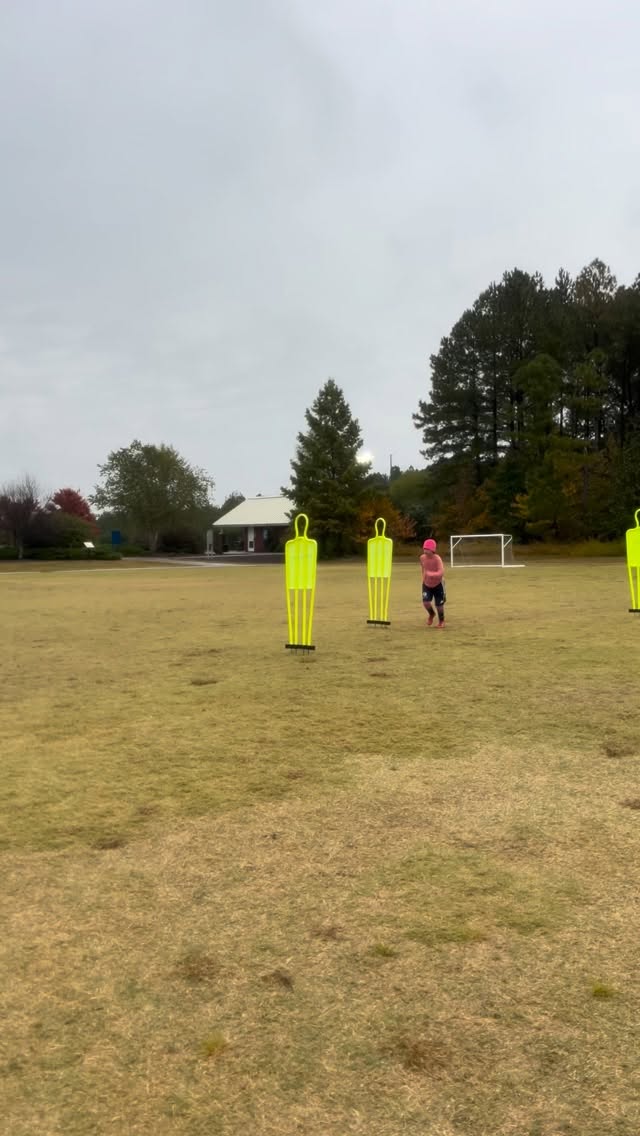 EMMA was lights out today! BANGERZ left and right
🔥💪🏼
#instinctsocceracademy #instinctsoccertraining #soccertraining #soccerlife #carync #instinctsoccer #durhamnc #soccer #playerdevelopment #youthsoccer