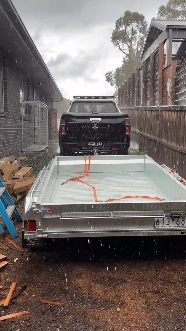 Very interesting day for a trip over to @glencoetrade yesterday ⛈️⛈️⛈️ but well worth it for this loot of stunning recycled messmate that is going into a solid front door and new high feature messmate that is going into a waterfall tv unit and bench seat stay tuned for updates these are going to be crackers 👌
.
.
.
.
.
.
#interiordesign #bespoke #customfurniture #furnituredesign #bespokefurniture #furniture #homedecor #messmate #recycle #door #frontdoor #tvunit #ballarat #ballaratsmallbusiness #recycledtimber #furniture