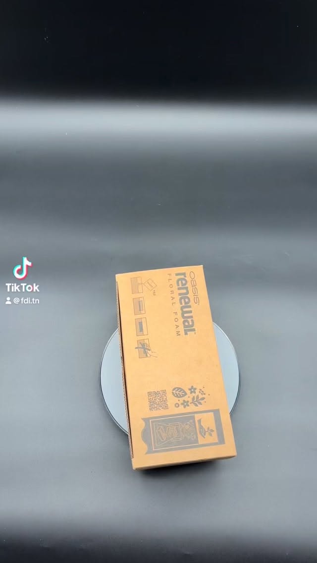 Have you heard??? Renewal Foam is HERE!
Made with plant-based renewable ingredients. Not the mention the 56% reduction in carbon footprint. One foam fits all stem types and there are no dyes or colorants.
#flowers #direct #fyp #oasis #renewalfoam