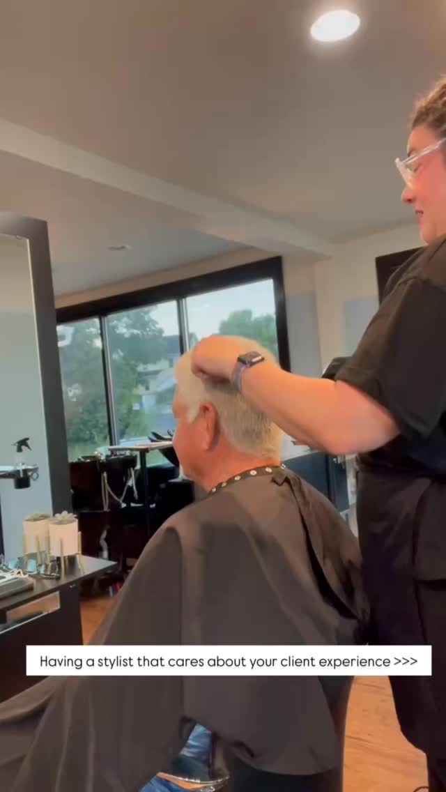 There’s something so special about seeing a long-time client and catching up while keeping their hair looking flawless. Years of trust, laughs, and perfect cuts — this is why we love what we do!
Consistency is key, not just for your style, but for the relationship too. 🌟