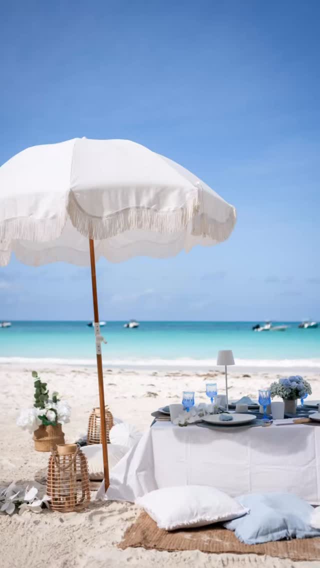 Exklusives Picknick auf den Seychellen
Für alle, die Stil, Geschmack und das Besondere lieben.
Ein Erlebnis voller Eleganz, Perfektion und Liebe zum Detail – so, wie man es auf den Seychellen sonst kaum findet. 🌺
Ob am weißen Sandstrand, auf einer einsamen Insel oder inmitten tropischer Natur – jedes Picknick wird individuell gestaltet, mit edlem Geschirr, frischen Blumen und einer Atmosphäre voller Romantik & Luxus. 🥂🌴
📩 info@sommers.sc
📱 WhatsApp: +41 79 778 17 02
☎️ Büro: +248 273 55 19
🌐 www.sommers.sc
Ein herzliches Dankeschön an unser exklusives Teammitglied für die traumhafte Foto @thevisualsduo_weddings
#seychelles
#seychellen
#eventseychelles