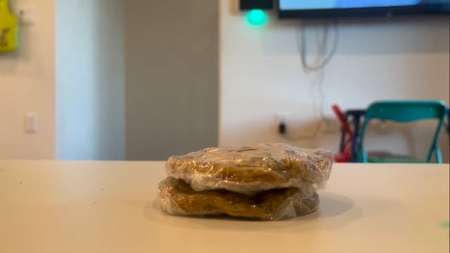 Stacked high and baked from scratch🤍
.
.
.
#Cozydesserts #vegasbakery