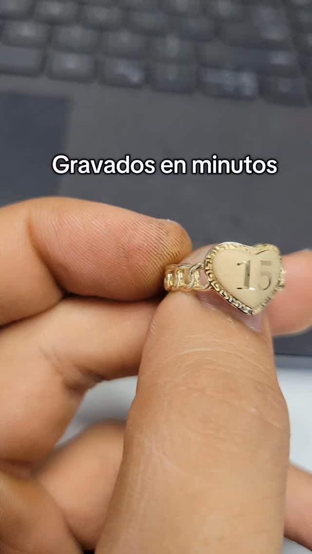 Desde oro, plata y mucho más, grave sus piezas para que se sientan suyas