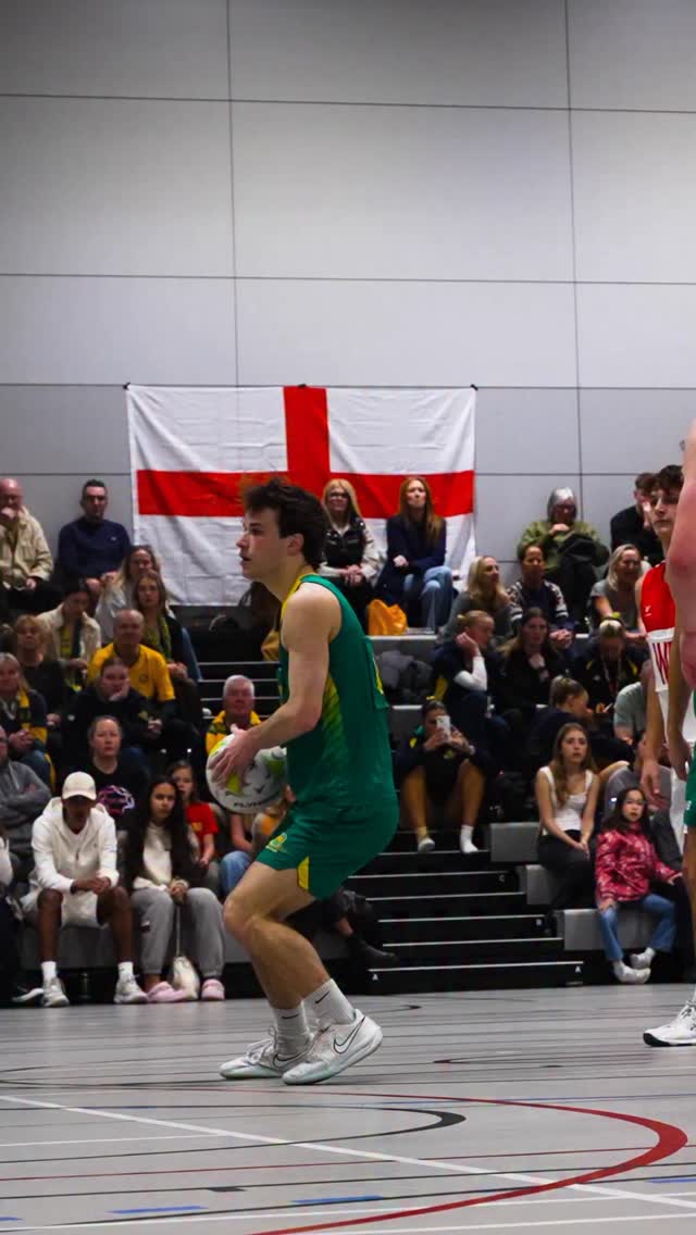 Hustling hard 💪
#netball #mensnetball #trailblazers