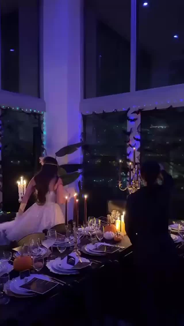 🎃✨ This weekend’s Halloween Murder Mystery Masquerade was a night to remember! With Lavish Gastronomy Privé catering, every bite was a treat! 🥂🎭 Why not host your next unforgettable event with us?
Click the link in our bio!
#LuxuryEventsMiami #HighEndCatering #MiamiWedding #MiamiChef #CoralGablesEvents #PrivateParty #SouthFloridaEvents #EventChef #royalcaviarclubusa