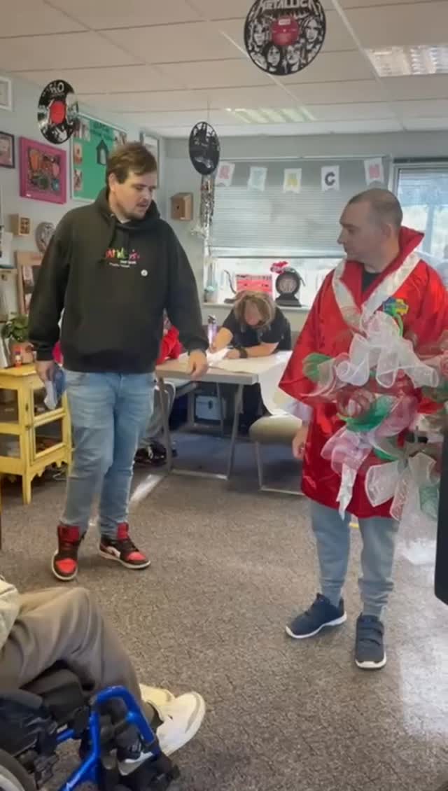 A champion in and out of the ring 💛
Before his incredible charity boxing debut at Halloween Havoc (@revolutionboxingsoton) last weekend, Richard “The Killer” Kelly received a truly special surprise to celebrate his big moment.
Thanks to Adrian Hoole and the amazing team at @replicate3d, Rich was gifted a signed photo of professional boxer @piranhagarner98, marking a powerful moment of recognition - from one fighter to another.
To top it off, Liam also presented Rich with a 3D-printed model of Ryan - one of only two in existence. The other belongs to Ryan himself!
After overcoming life-changing surgery as a child, battling cerebral palsy, and defying every expectation, he continues to inspire everyone at Reach with his strength, positivity, and determination.
A massive thank you to Adrian, Replicate3D, Ryan, and everyone who helped make this possible. The videos from the big night are coming soon - stay tuned! 🎥
#SocialEnterprise #Southampton #Hampshire #LearningDisabilities #LearningDisability #SouthamptonBusiness #Charity