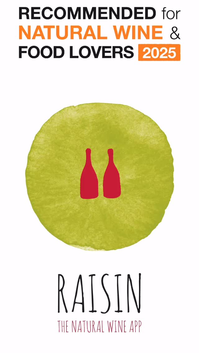 YEAH BOYYY! đ
DONâT BELIEVE THE HYPEâŠ.BUT ITâS TRUE, WEâRE NOW ON RAISIN đ
Believe! Lost in a Field has recently been added to the awesome natural wine app Raisin, joining 3000+ natural winemakers around the world. If you donât know Raisin, get on board! As well as winemakers, it lists over 7000 natural wine bars and restaurants worldwide wide. When I find myself in an unfamiliar city I jump on Raisin to find a joyful unpretentious bar, and have had many a great night this way.
And donât think this is a pay-to-play game, to be on the Raisin app as a producer you have to be nominated, and meet their strict requirements. As they say themselves, âour goal is to ensure that Raisin is your reliable tool for all things natural wineâ
Cheers! đ„ł
@naturalwineapp @lescavesdepyrene
@lost_in_a_field #frolic #pĂ©tnat #natural #notshit #drinktheđ