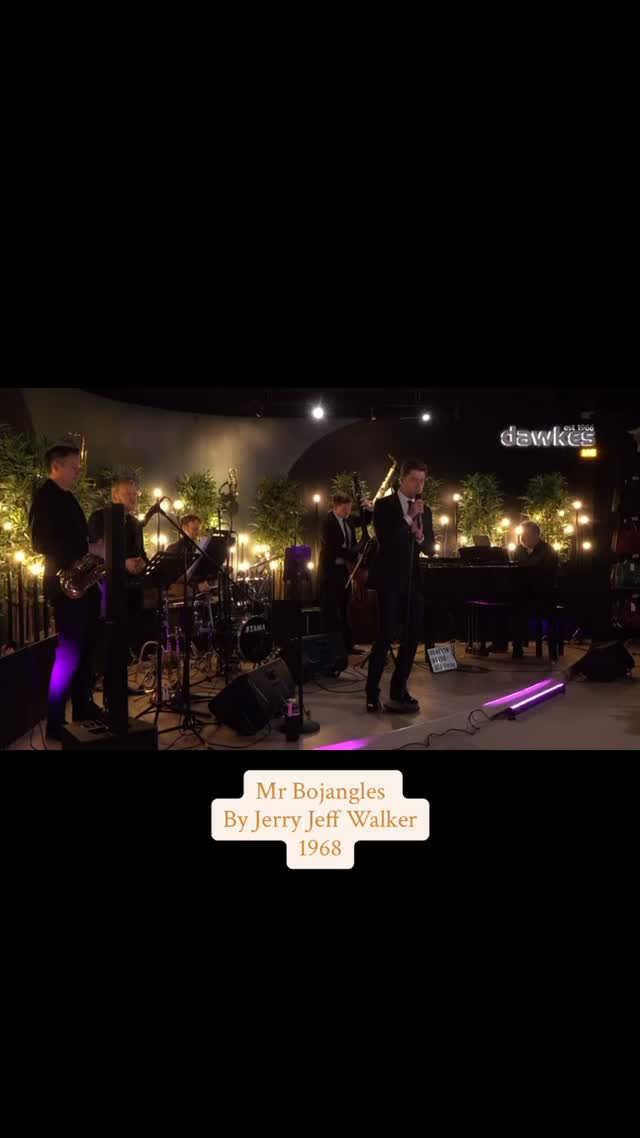 QUESTION: Which song is most requested?
ANSWER: This ⬆️
Catch me live at @dawkes_music this Thursday 30th October with an amazing line up of musicians. I cant wait 🎶
Tickets available from www.dawkes.co.uk
#mrbojangles #sammydavisjr #jerryjeffwalker #dawkesmusic #jazzcover #sunday