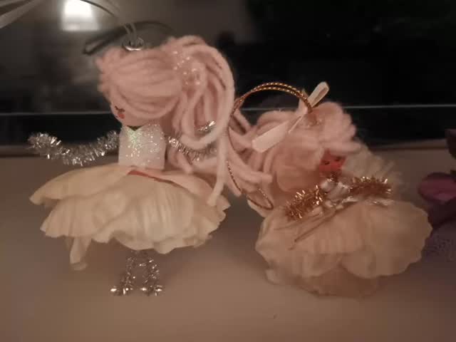 For the first time since we began our YouTube channel, someone sent in photos of what they made!!! We are so excited! Candy, from Brookside Middle School in Sarasota, Florida, sent these beautiful fairies. Thank you, Candy! #alamedaartsfun #alamedaarts #kidsart #artforkids #brooksidemiddleschool