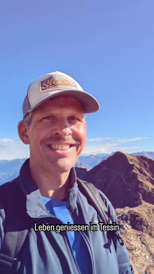 Welch ein Genuss, wunderschön bunte Wälder, Weitsicht, Sonnenschein, so gefällt es mir.