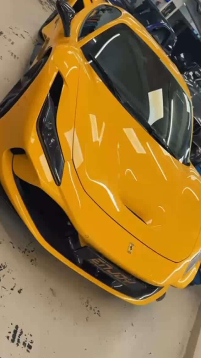 Fine in the Details 💎
Ferrari F8 Tributo
#enjoyfahrzeugfolierung #carwrapoing #carwrap #fahrzeugfolierung #ferrari #f8tributo #ferrarif8tributo #dortmund