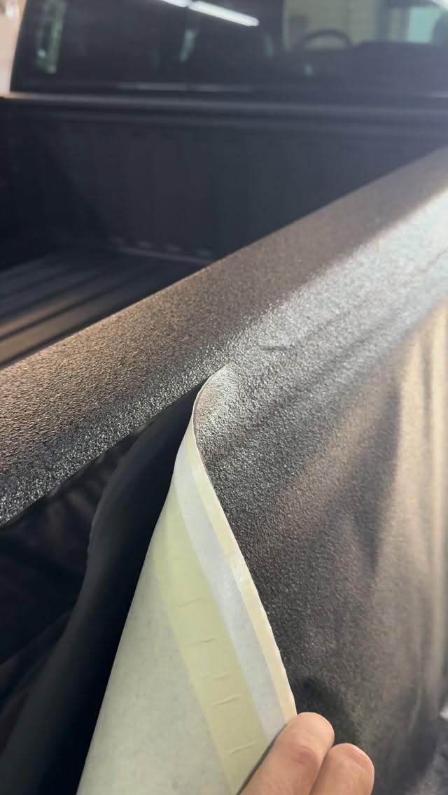The satisfying part of unmasking a over the rail bed liner 🤩
#linexsandiego #linexsd #linex #overtherail #truck #bedliner