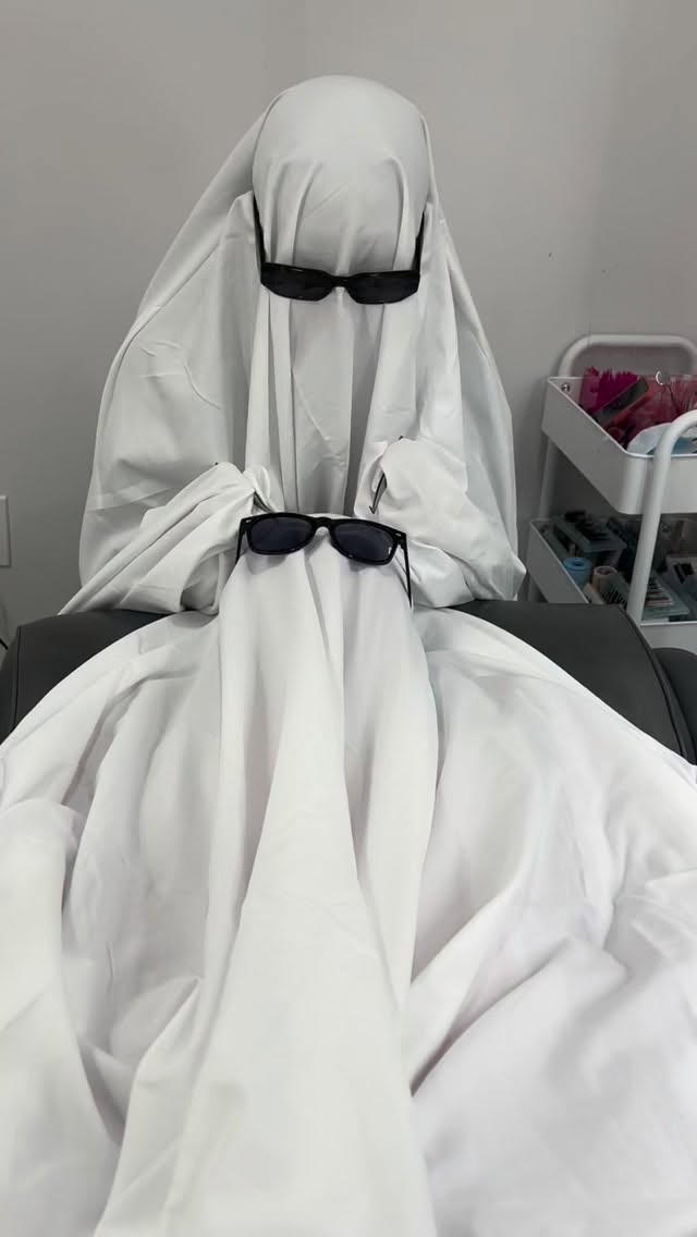 Even ghosts need a fill 👻
@dressyourlash_
#phillylashtech #phillyesthetician #phillyhalloween #lashvideo